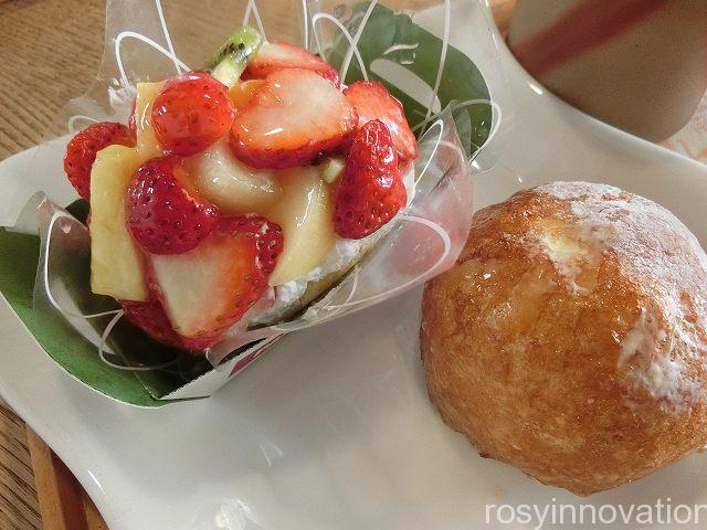 アンジェ　トップ画像　ケーキ