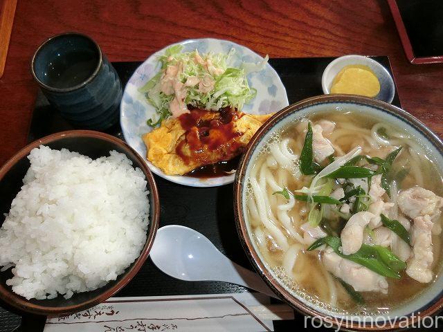 うえすぎ手打うどん１０　かしわ　定食