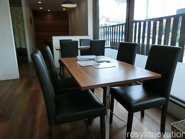 ナッシュキッチン津山店４　店内