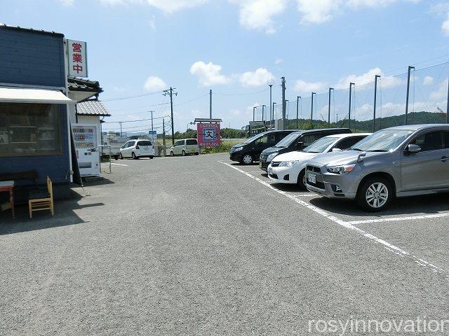 一文字うどん２　駐車場