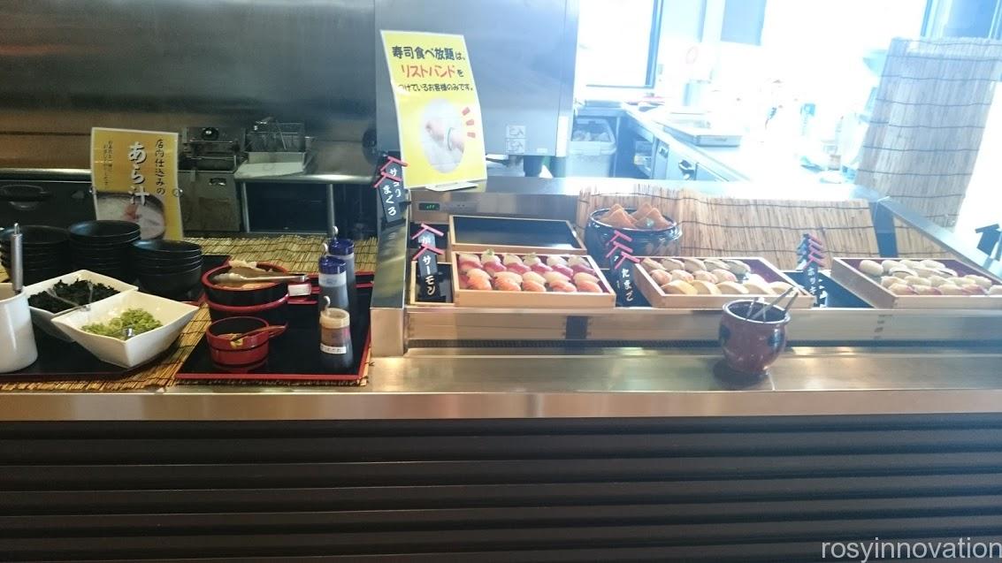 ワールドビュッフェ下中野１９　寿司
