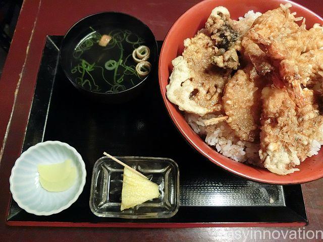ちよ田１８　天丼大盛り