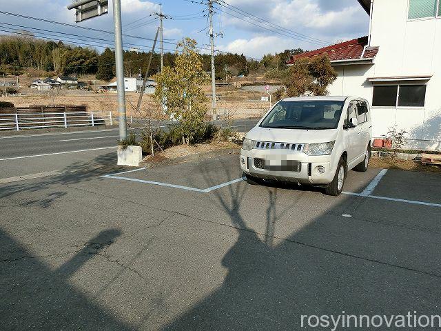 グリーンデイズカフェ津山４　駐車枠