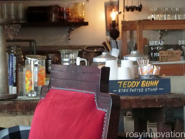 田町文化ストア１８　ドリンクはセルフ
