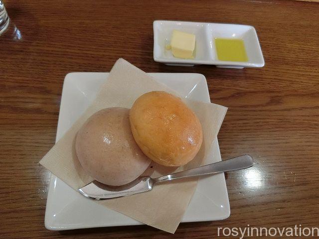 アムールアリエ１６　食べ放題のパン
