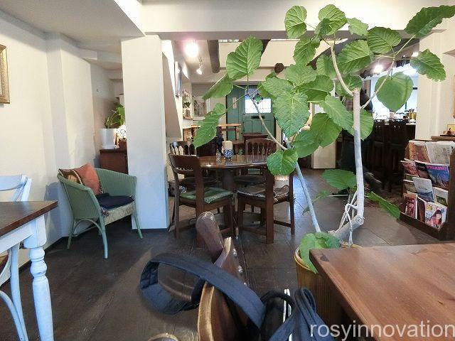 カフェ花音４　店内