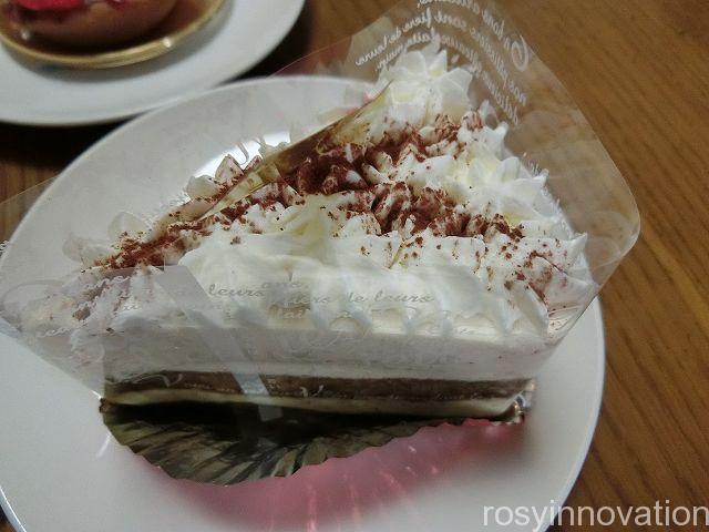 パティスリーマジュール１５　チョコケーキ