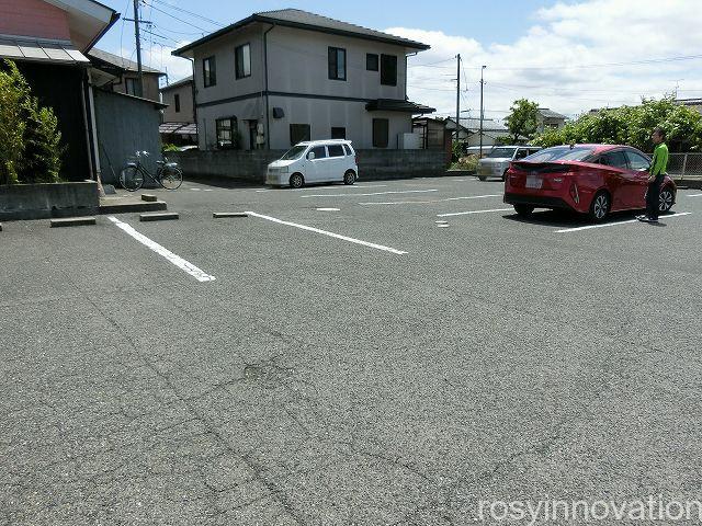 南風３　駐車場