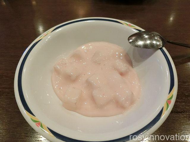 ステーキガスト食べ放題下中野１５　デザート