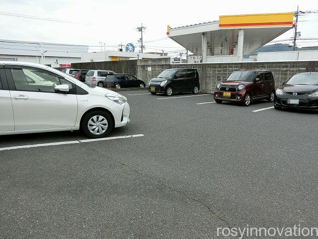キッチンネコマチ２　駐車場