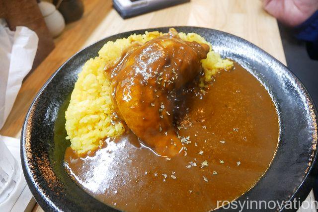 吉田屋８　どろどろのカレー