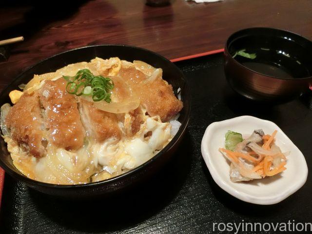 福ろう１１　ランチのカツ丼