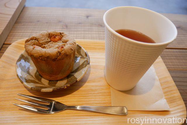 ホトトギスファームカフェ１１　ほうじ茶マフィン