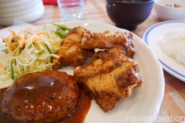 つねまつ１０　ハンバーグとスパイシーチキン