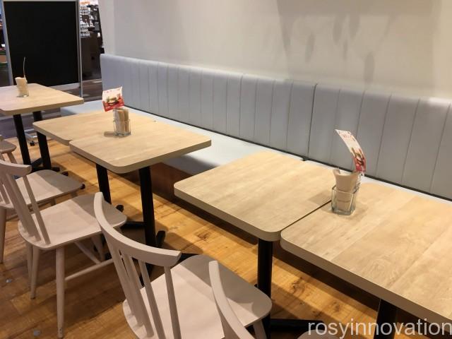 フレッシュネスバーガーイオン倉敷 (11)席