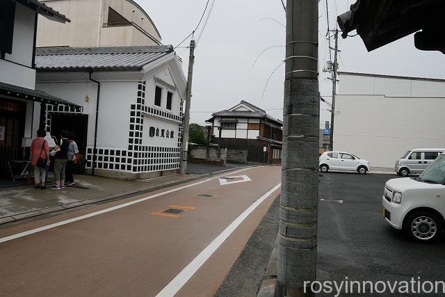 ビストロ武田屋 (3)車