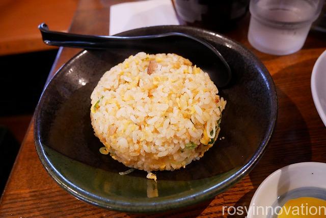 ラーメン辰弥 (22)焼き飯半