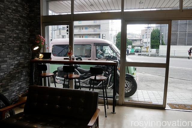 98K (2)駐車場