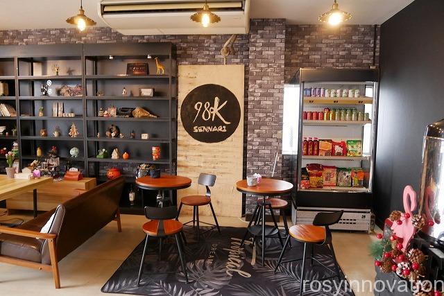98K.SENNARI　店内
