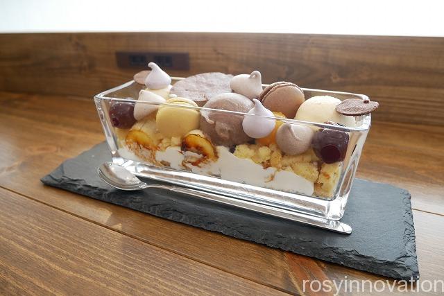 ペルフェット (11)チョコバナナパフェ
