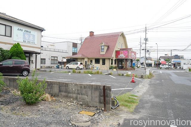 中華料理ハルピン (2)駐車場
