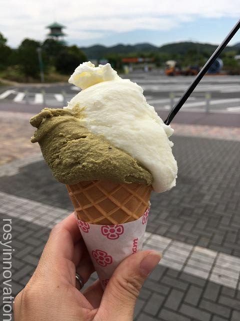 吉備サービスエリア下りの醍醐桜のジェラート (2)ほうじ茶