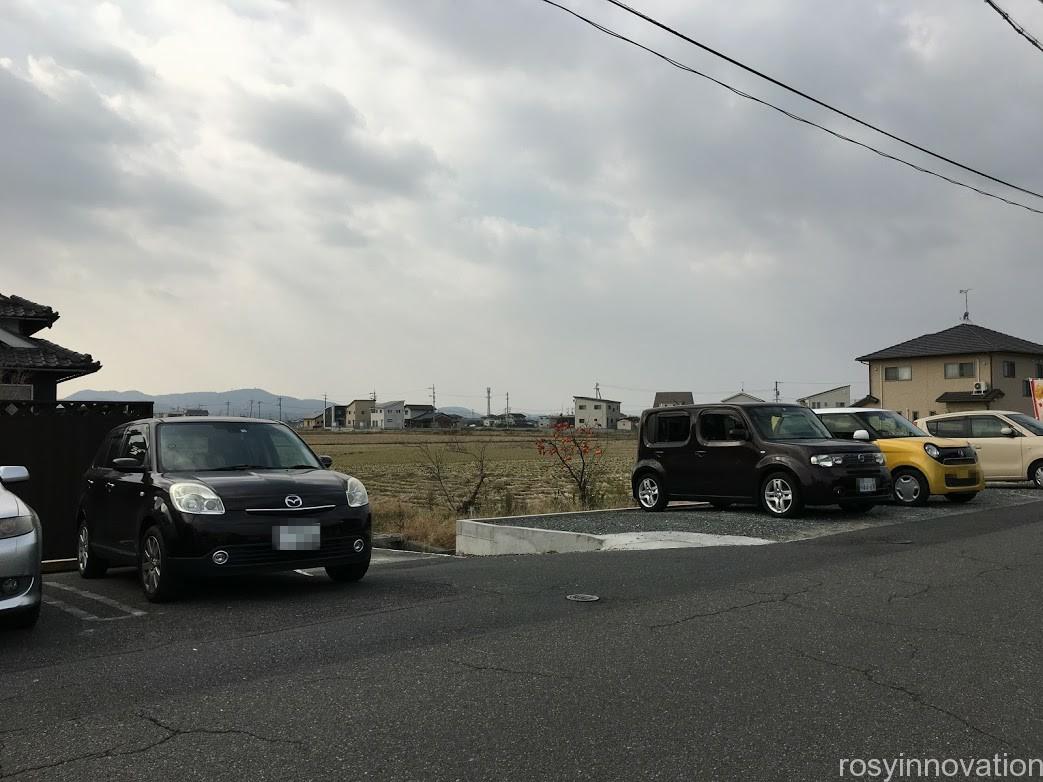 うどんかえで (2)駐車場