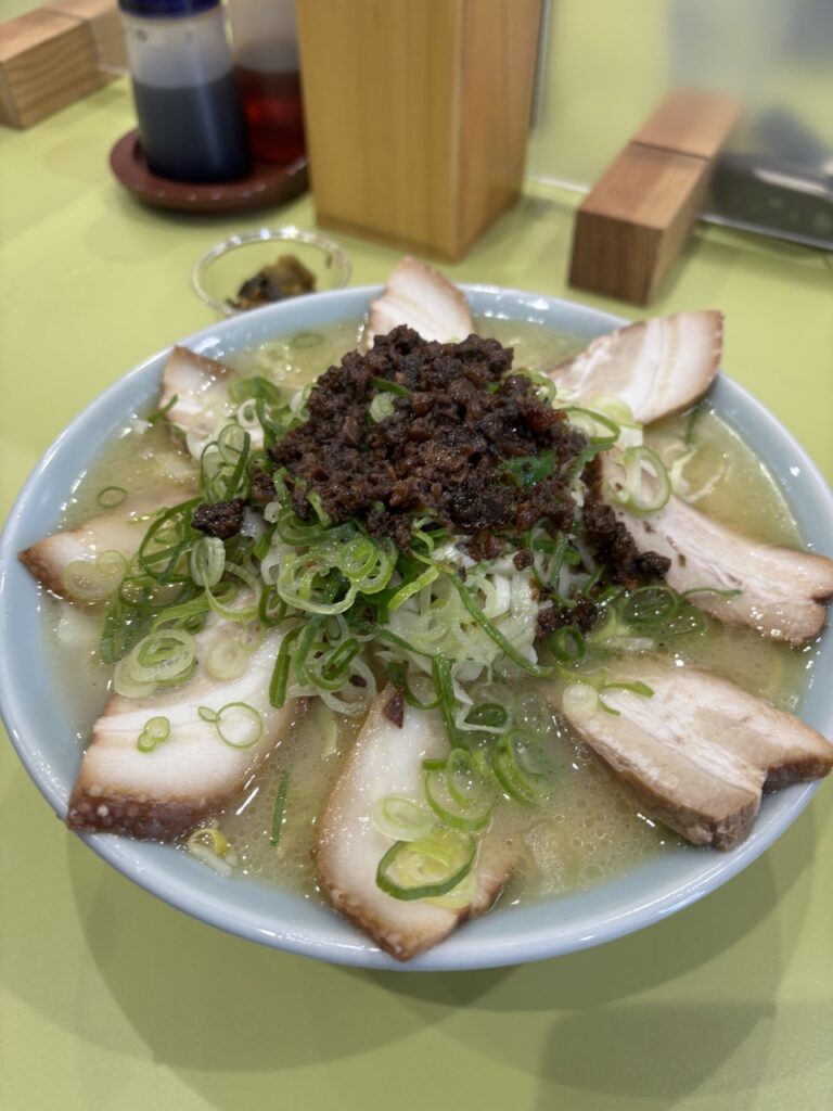 小紫　2026年6月　メニュー1　チャーシュー麺