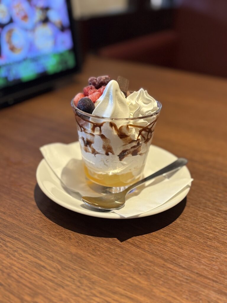 ベビーフェイス総社店　2025年１０月　メニュー　ミニパフェ